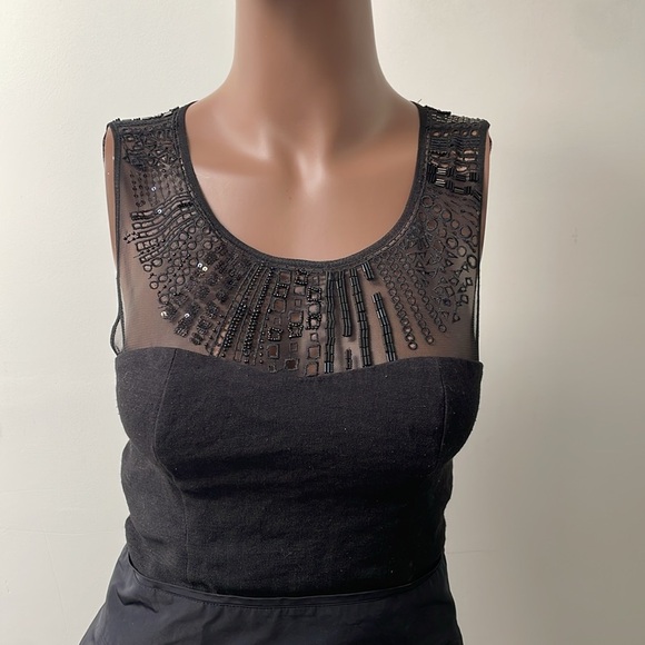 BCBGMaxAzria Mini Dress Beaded Sheath Bodycon Sleeveless Beaded Cocktail size 0 - Picture 2 of 10